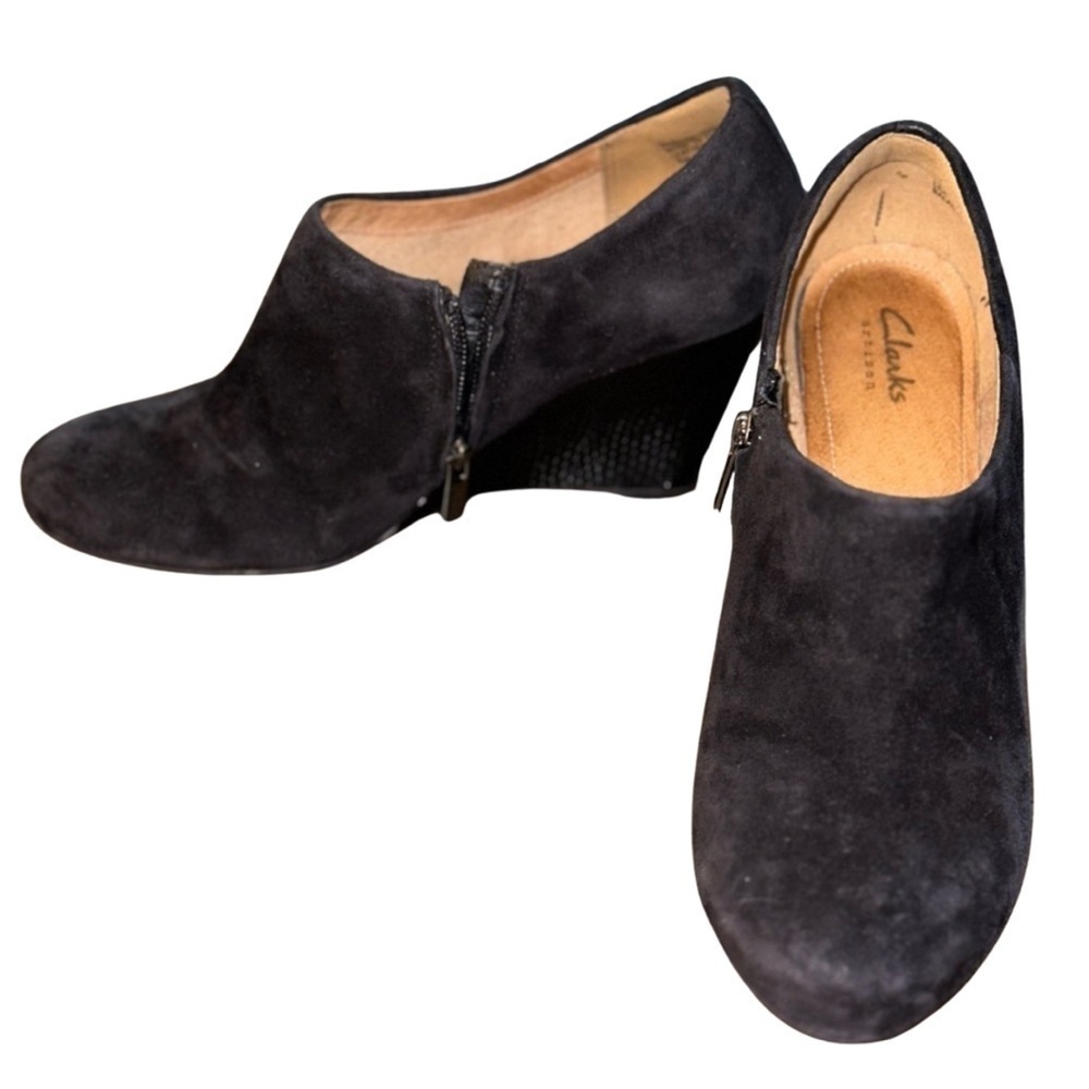 Clarks Purity Frost Black Suede Wedge Bootie - Size 7.5